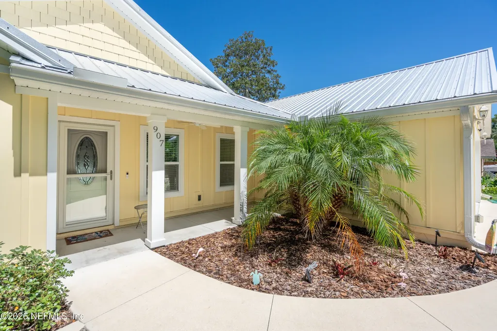 907 Queen Road St. Augustine FL 32086