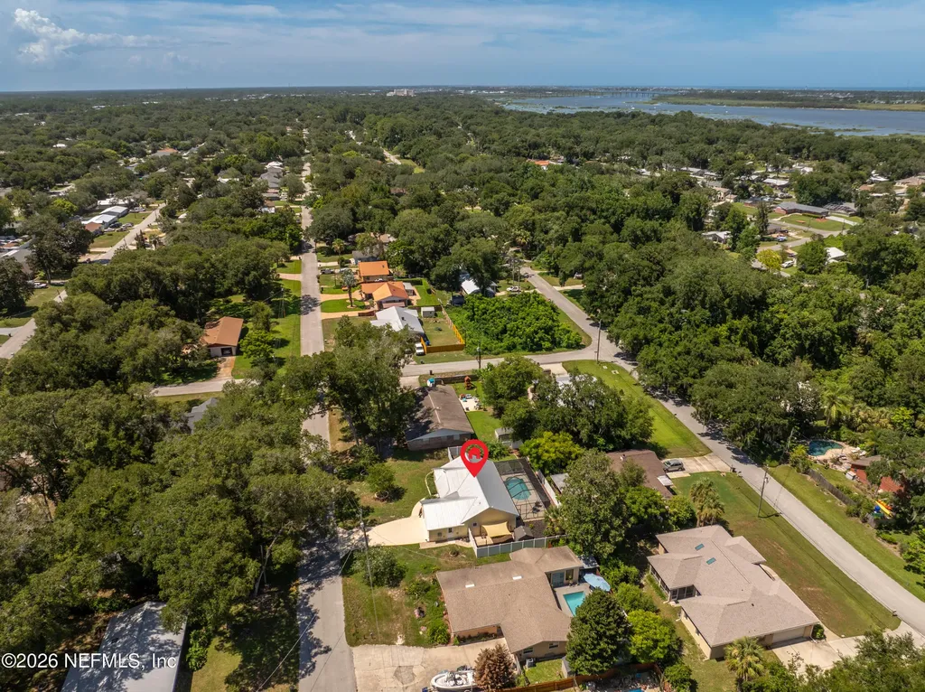 907 Queen Road St. Augustine FL 32086