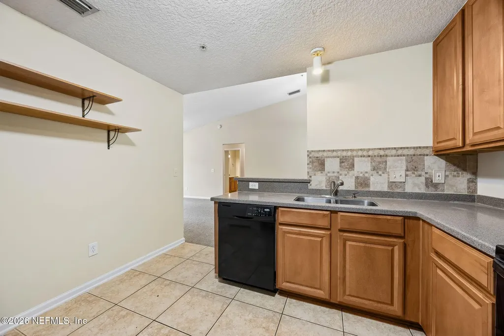 7055 Deer Lodge Circle Jacksonville FL 32256