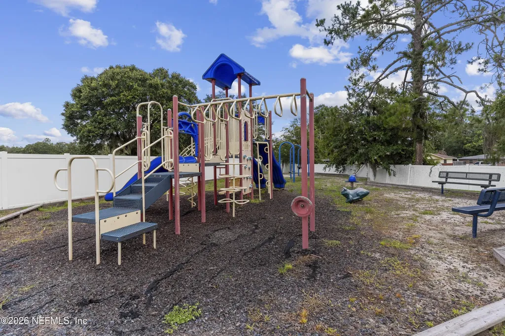 737 Constitution Place Macclenny FL 32063