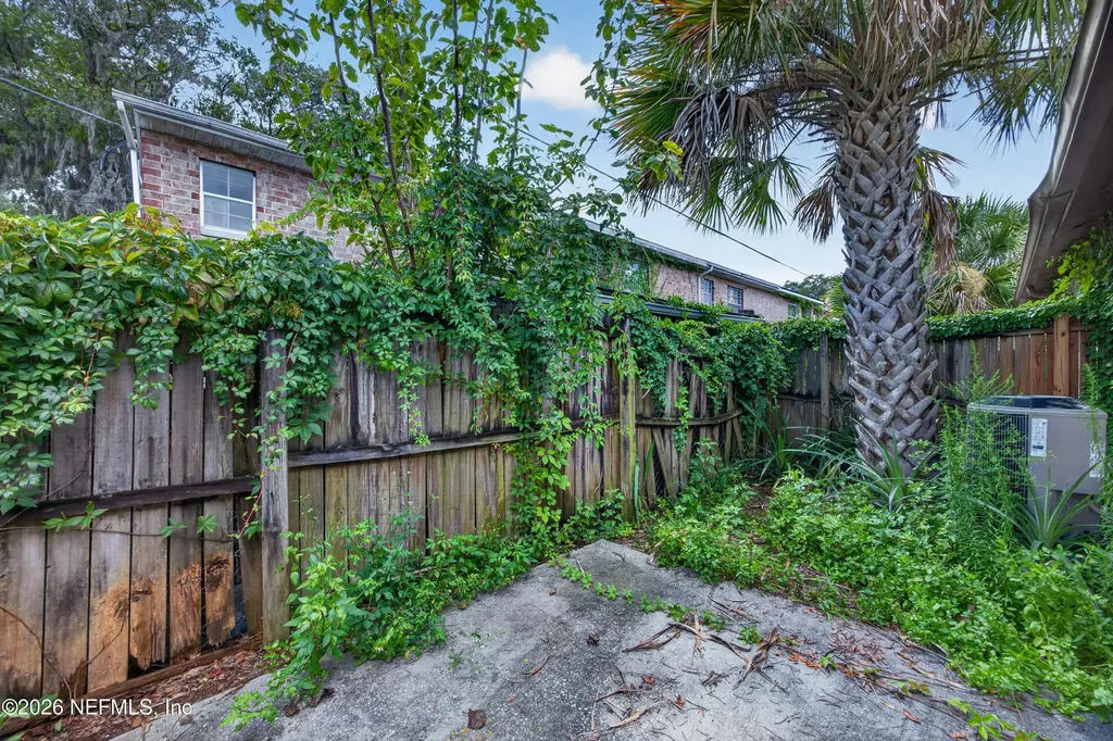 2715 Trollie Lane Jacksonville FL 32211