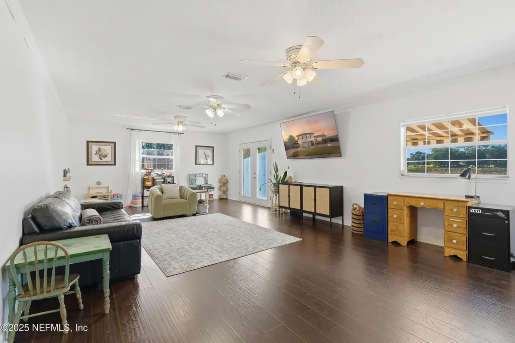 276 Baisden Road Jacksonville FL 32218