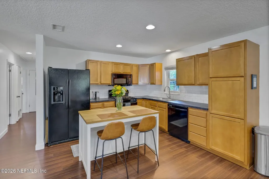 8538 Ocala Avenue Jacksonville FL 32220