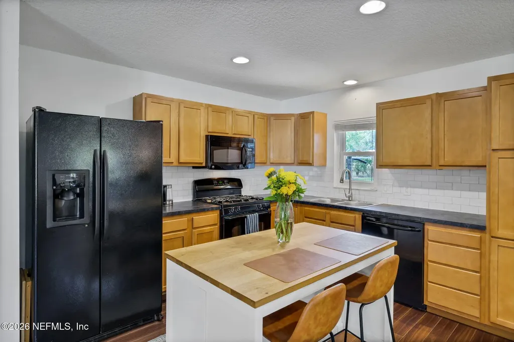 8538 Ocala Avenue Jacksonville FL 32220