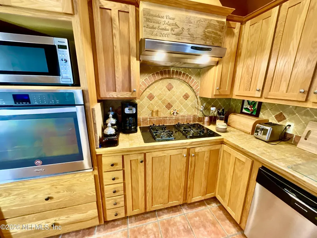 20924 NE 132nd Ave Avenue Waldo FL 32694