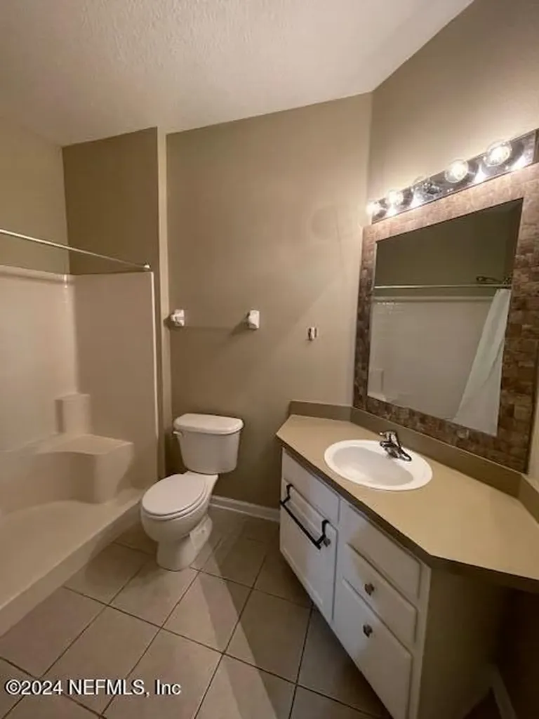 7801 Point Meadows Drive Jacksonville FL 32256