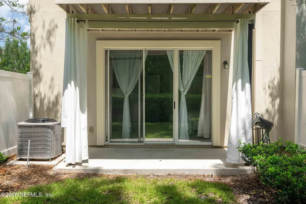 4528 Capital Dome Drive Jacksonville FL 32246