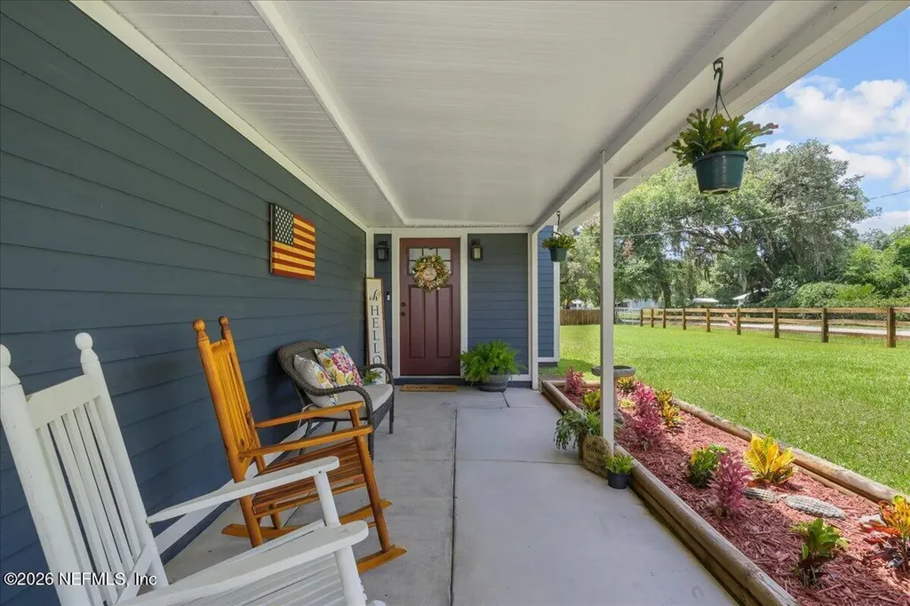 101 Lisa Lane Palatka FL 32177