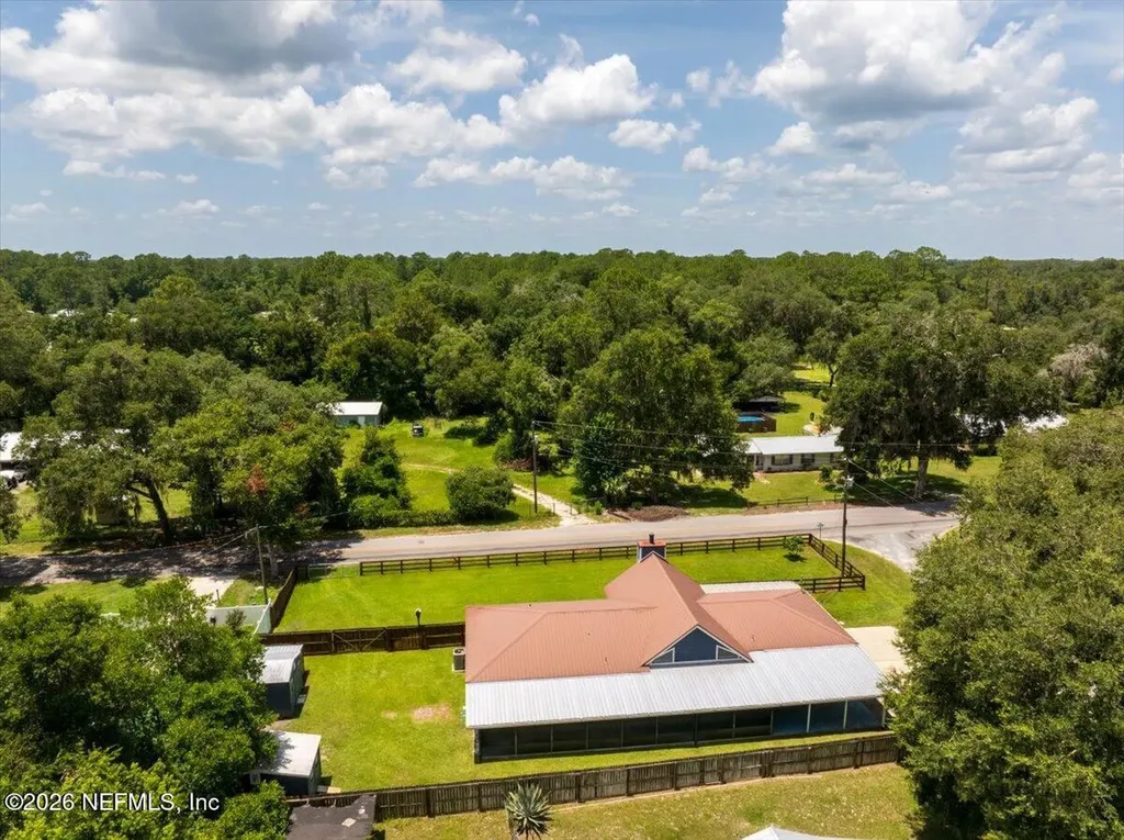 101 Lisa Lane Palatka FL 32177