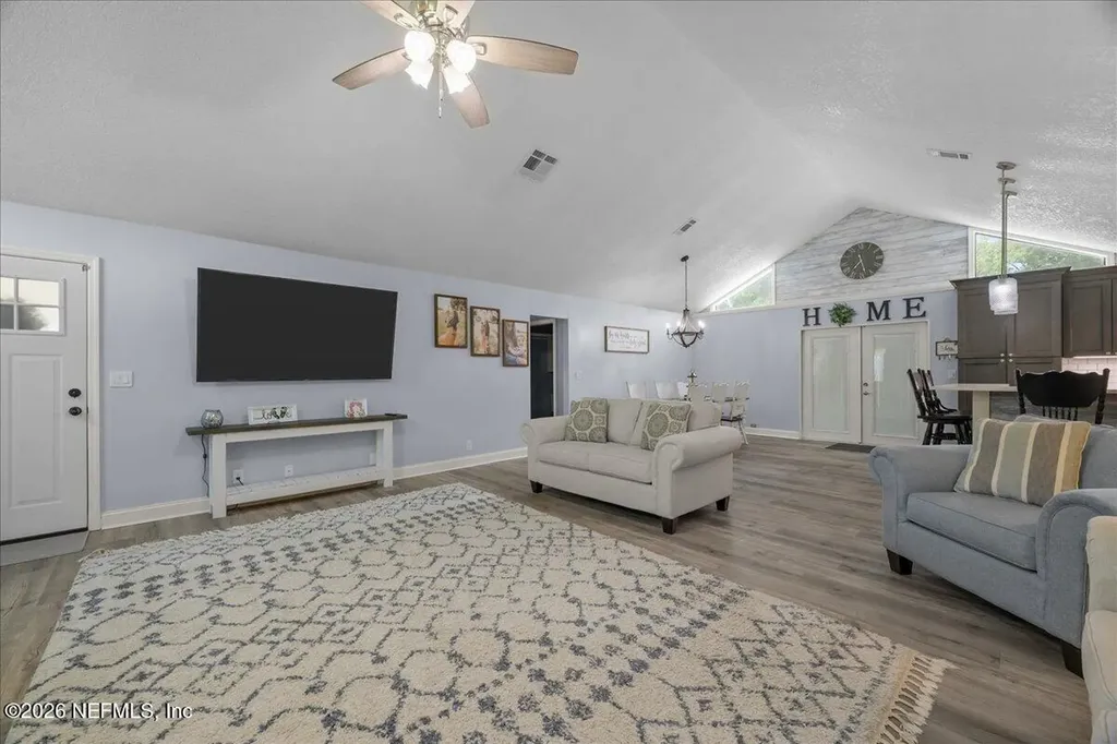 101 Lisa Lane Palatka FL 32177
