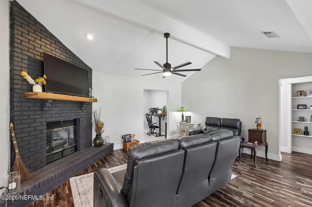 147 Dow Court Green Cove Springs FL 32043