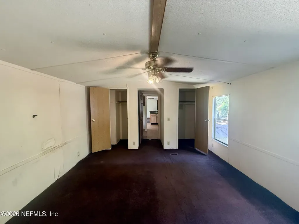222 Pine Street Hawthorne FL 32640