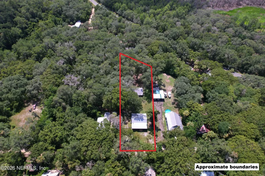 327 Keuka Lake Trail Interlachen FL 32148