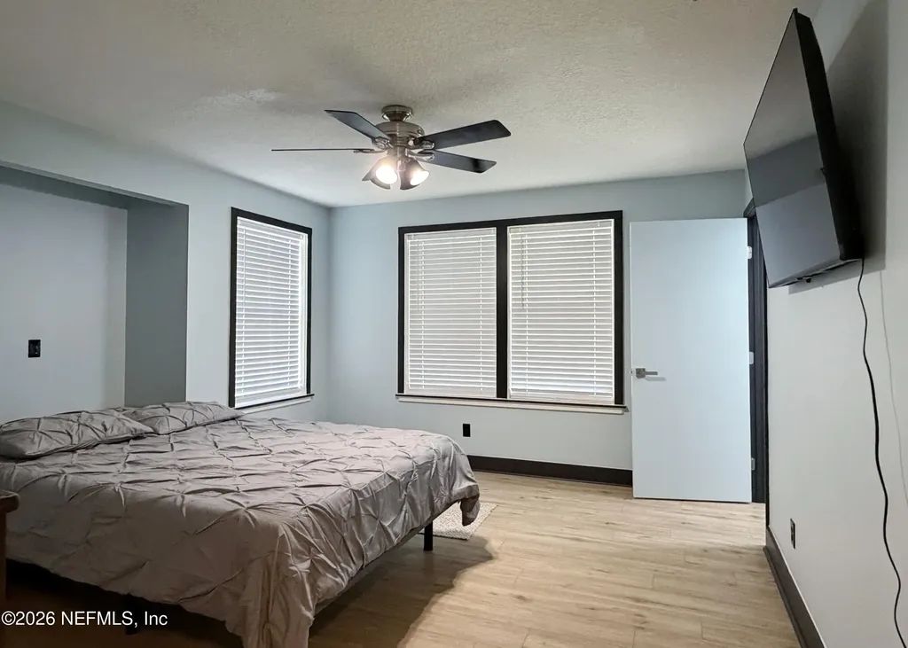 327 Keuka Lake Trail Interlachen FL 32148