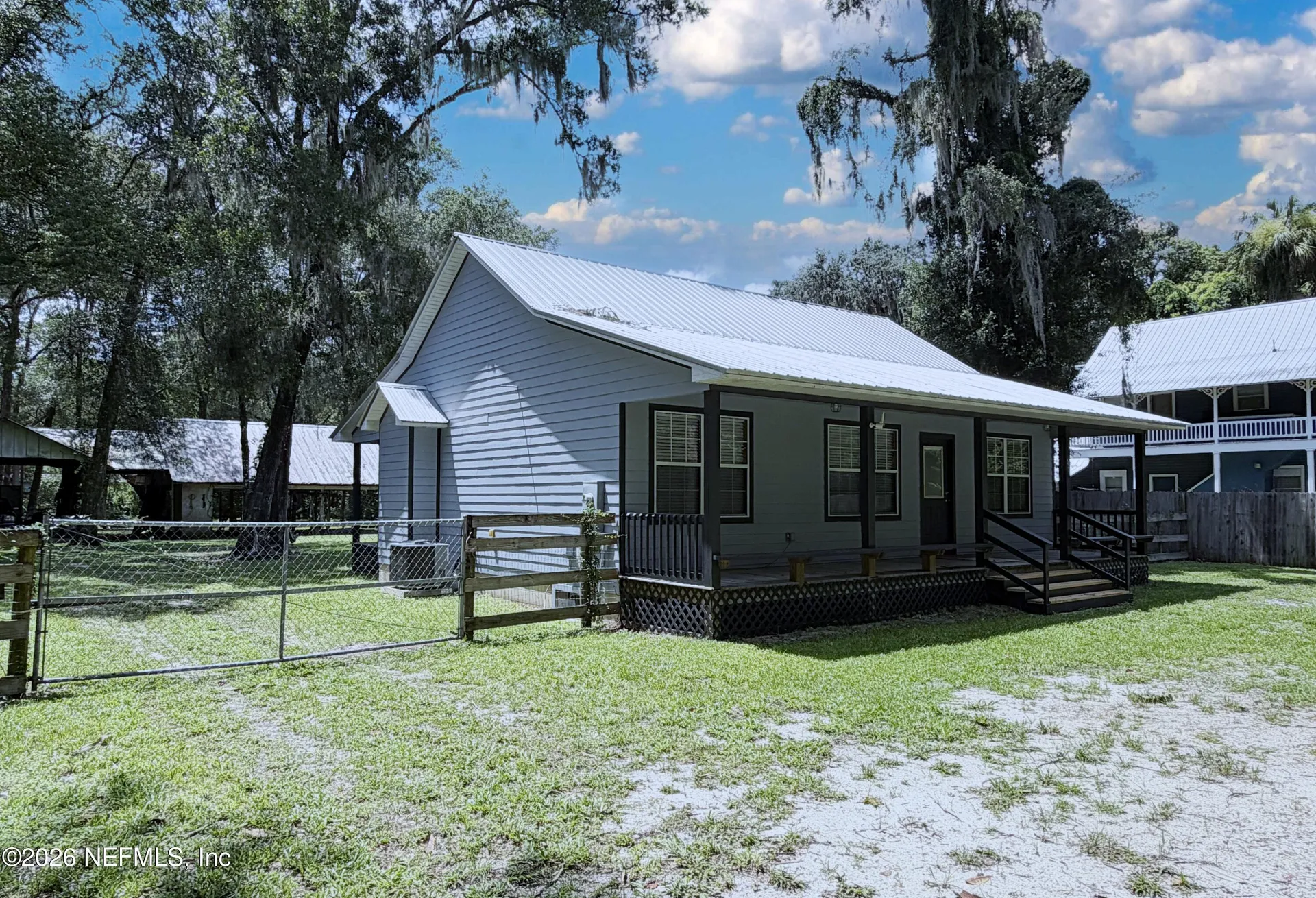 327 Keuka Lake Trail Interlachen FL 32148