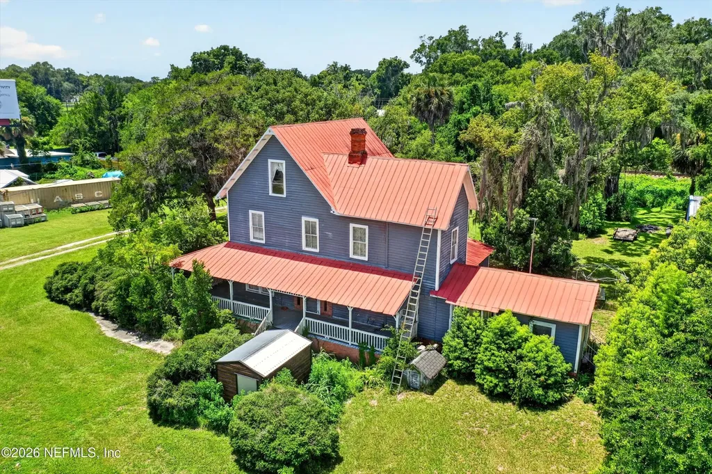 1173 Highway 17 Satsuma FL 32189