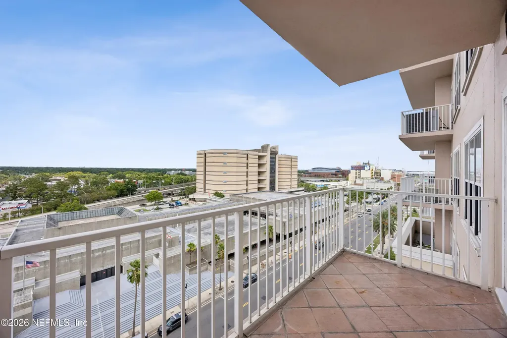 400 E Bay Street E Jacksonville FL 32202