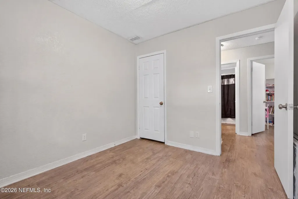 5001 B Avenue Jacksonville FL 32209