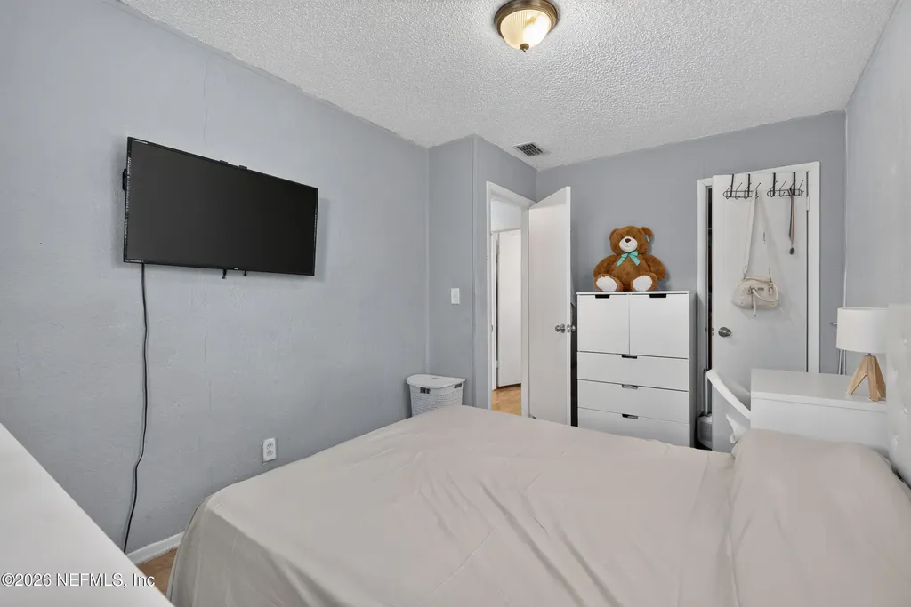 5001 B Avenue Jacksonville FL 32209
