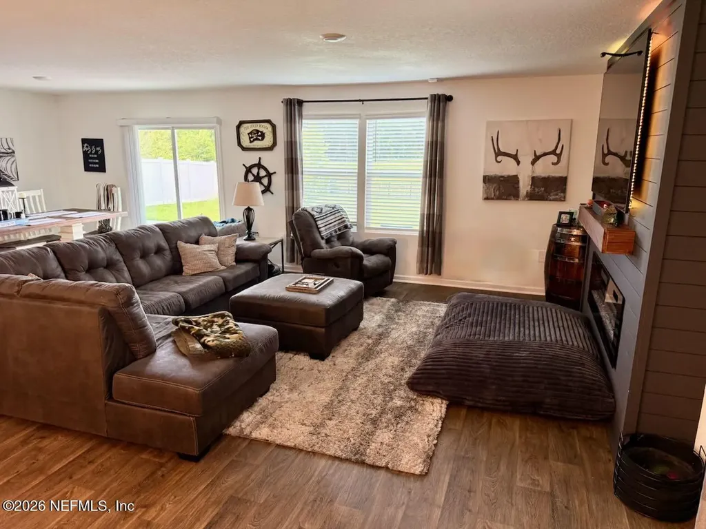 2766 Oak Stream Drive Green Cove Springs FL 32043