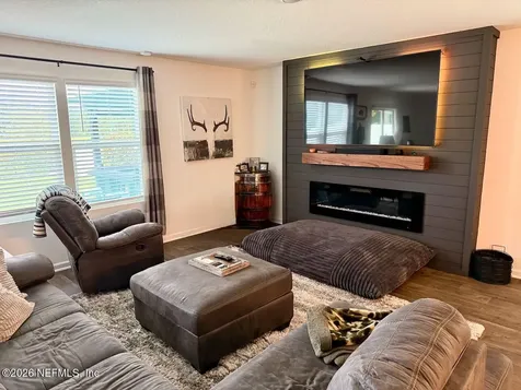 2766 Oak Stream Drive Green Cove Springs FL 32043