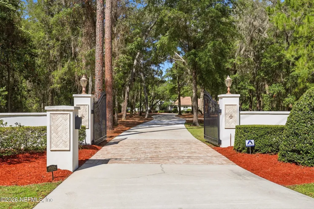 3260 County Road 209 Green Cove Springs FL 32043