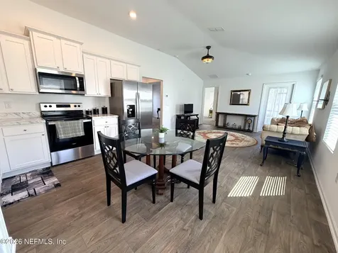 2734 Oak Stream Drive Green Cove Springs FL 32043
