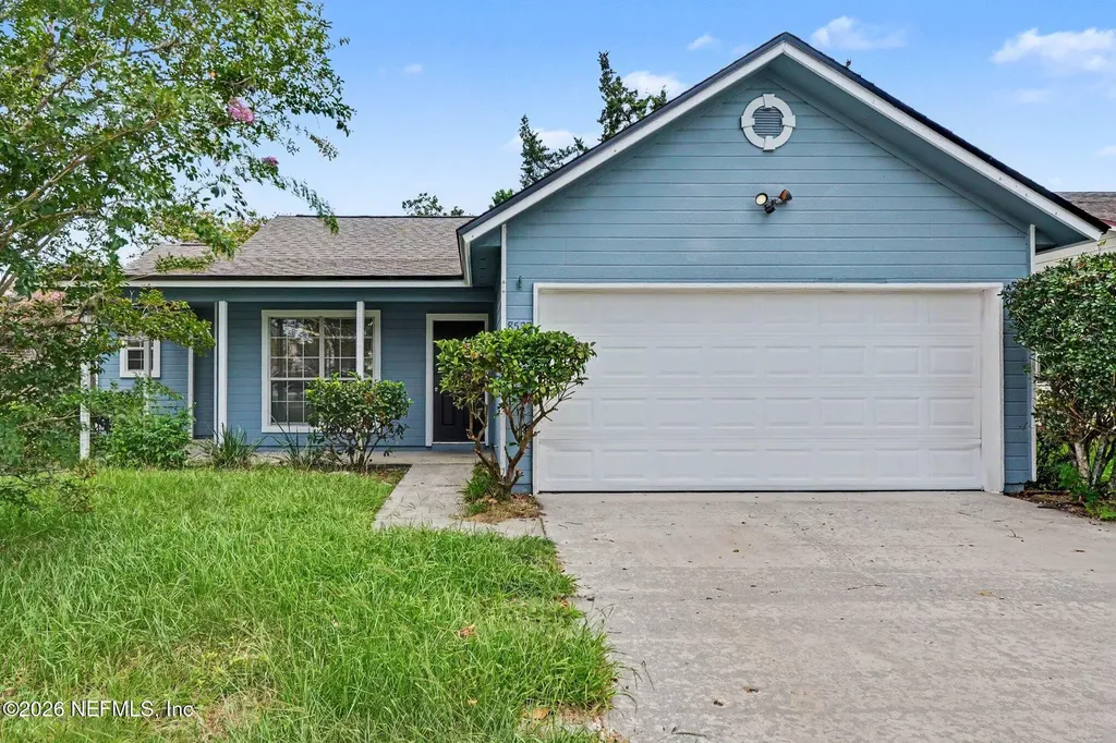 8520 Moss Pointe Trl Trail N Jacksonville FL 32244