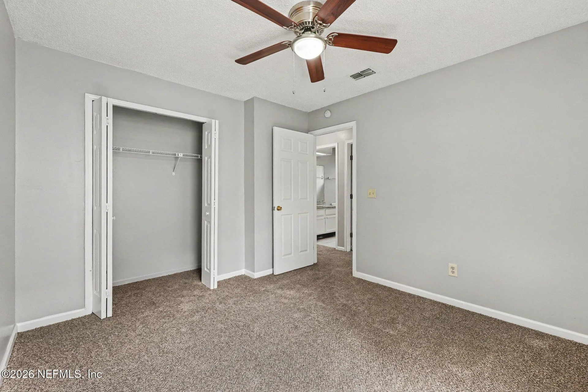 8520 Moss Pointe Trl Trail N Jacksonville FL 32244