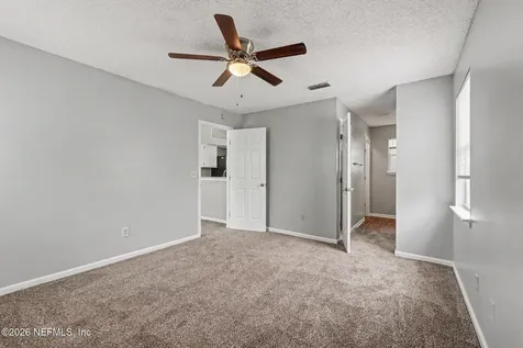 8520 Moss Pointe Trl Trail N Jacksonville FL 32244