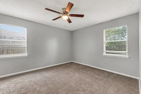 8520 Moss Pointe Trl Trail N Jacksonville FL 32244