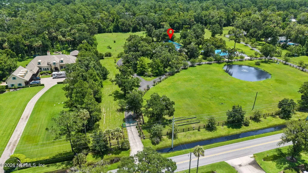 18 S Roscoe Boulevard Ponte Vedra Beach FL 32082
