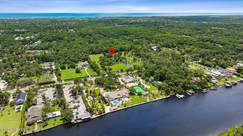 18 S Roscoe Boulevard Ponte Vedra Beach FL 32082