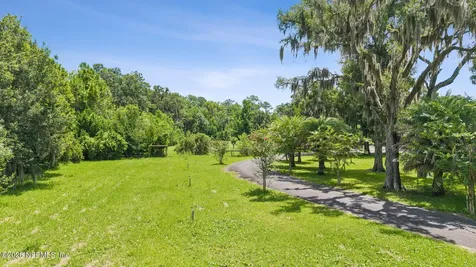 18 S Roscoe Boulevard Ponte Vedra Beach FL 32082