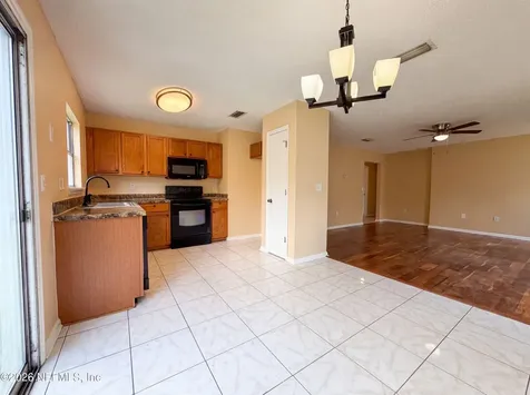 7923 Cherry Blossom Drive N Jacksonville FL 32216