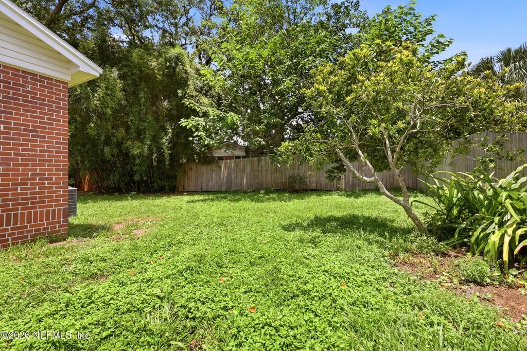1723 Orlando Circle S Jacksonville FL 32207