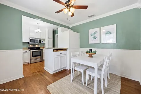 1723 Orlando Circle S Jacksonville FL 32207