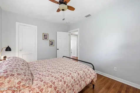 1723 Orlando Circle S Jacksonville FL 32207
