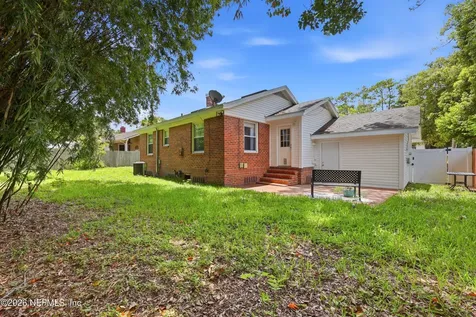 1723 Orlando Circle S Jacksonville FL 32207