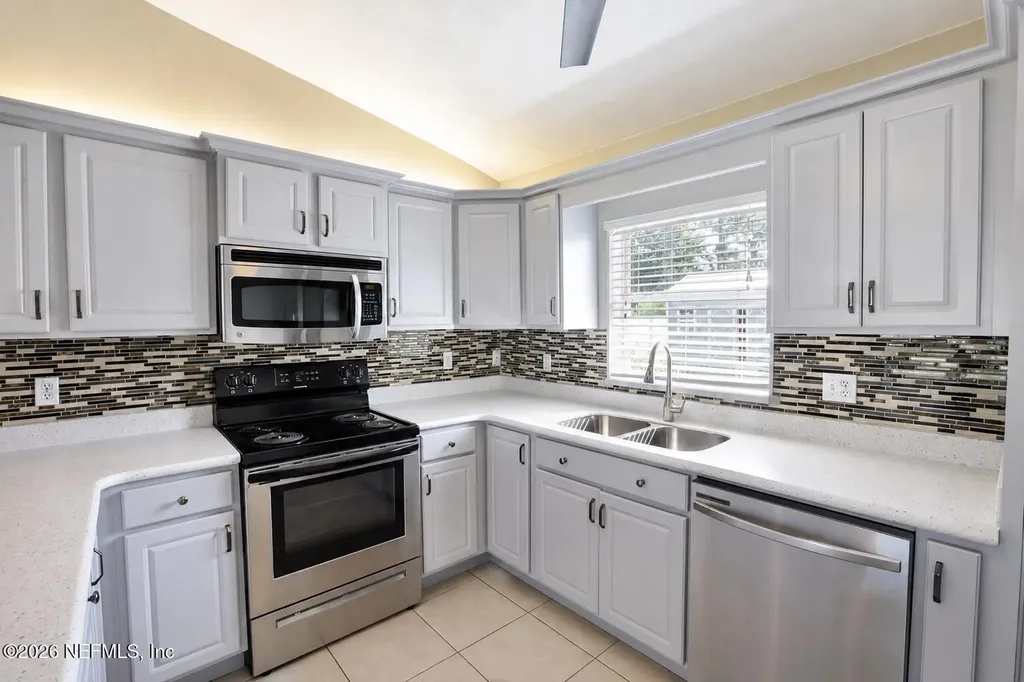 4 Severn Court Palm Coast FL 32164