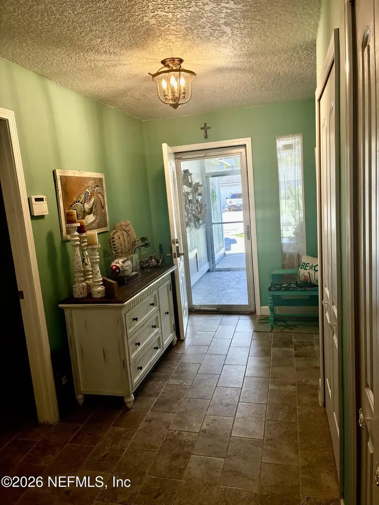 183 Annandale Drive W Jacksonville FL 32225