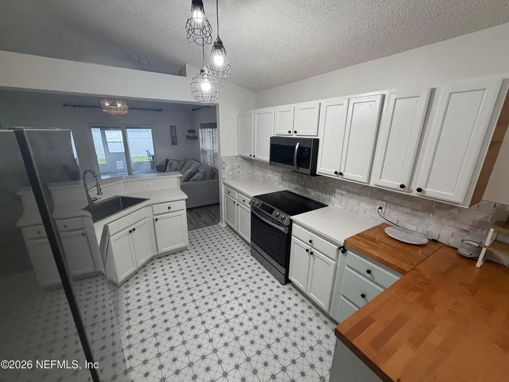 11058 Miata Court Jacksonville FL 32246