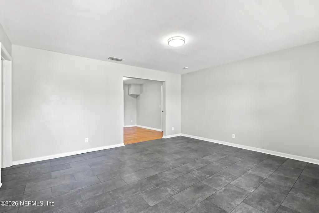 6522 Barkwood Drive Jacksonville FL 32277