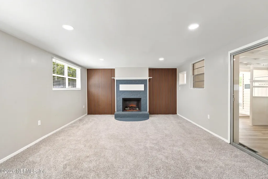 6522 Barkwood Drive Jacksonville FL 32277