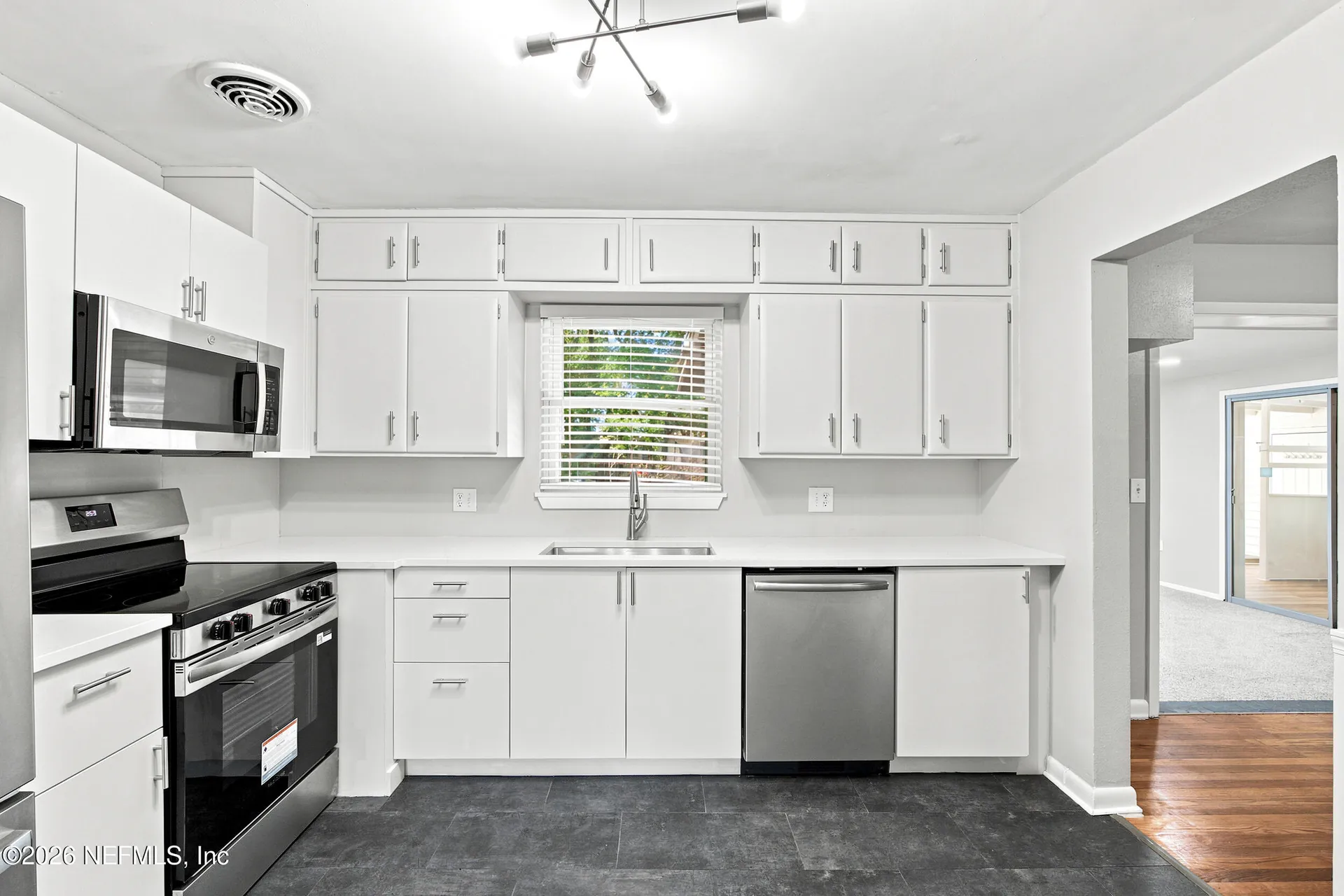 6522 Barkwood Drive Jacksonville FL 32277