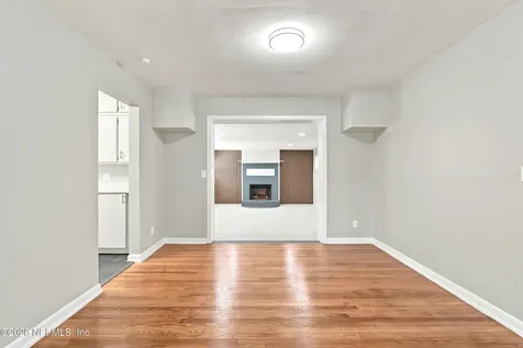 6522 Barkwood Drive Jacksonville FL 32277
