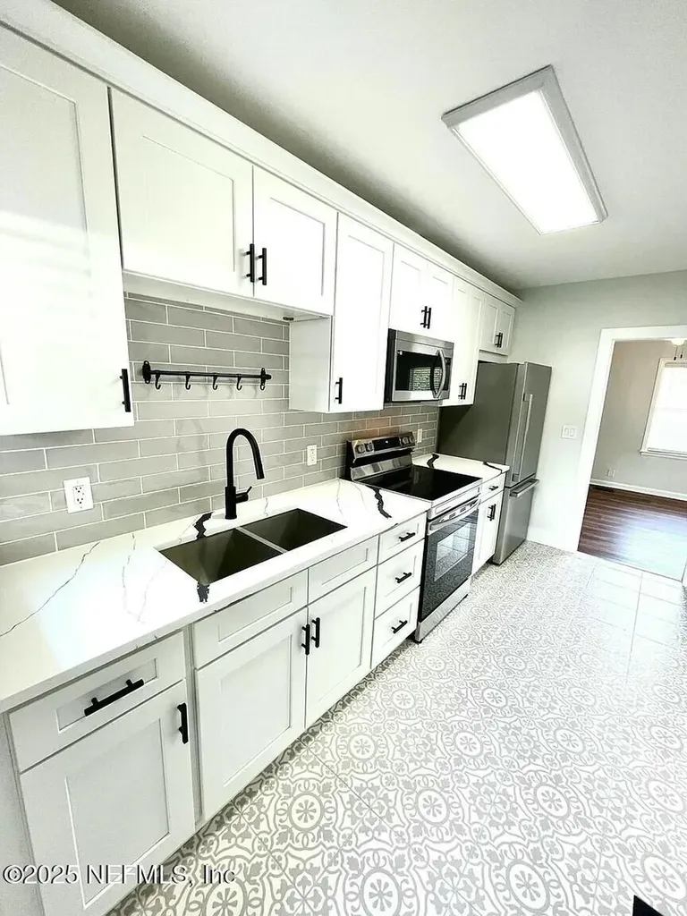 1751 Dancy Street Jacksonville FL 32205