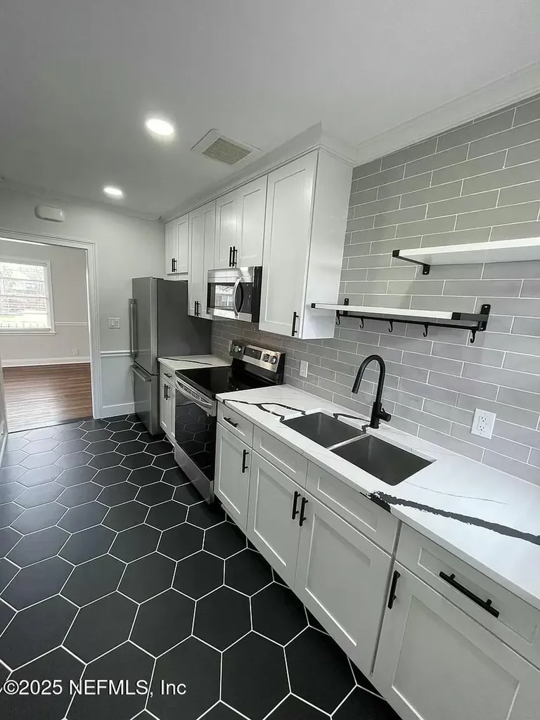 1751 Dancy Street Jacksonville FL 32205