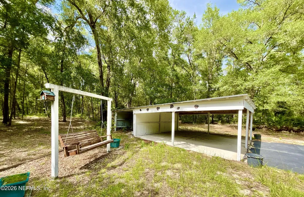 8232 Swan Lake Road Melrose FL 32666