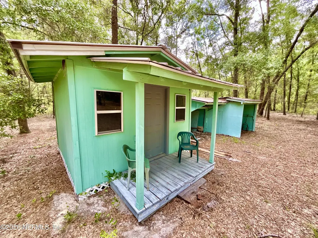 8232 Swan Lake Road Melrose FL 32666